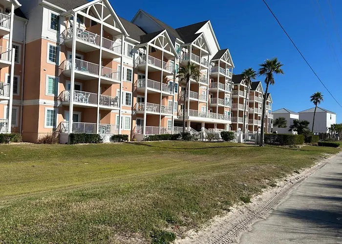 Grand 105 Apartment *